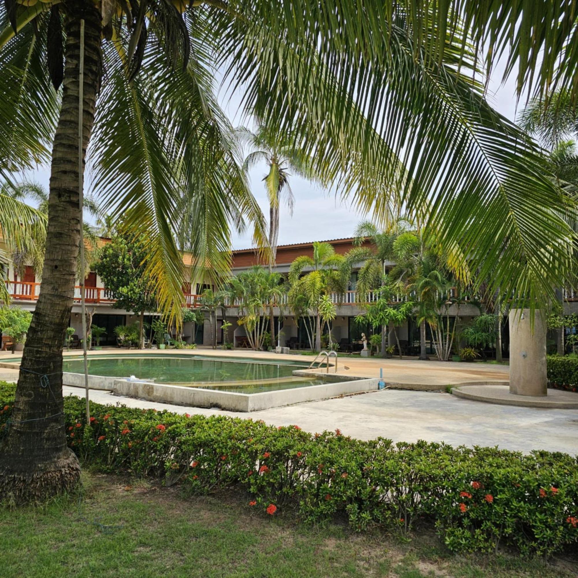 Khlong Khong Simple House Hotel Koh Lanta Bagian luar foto
